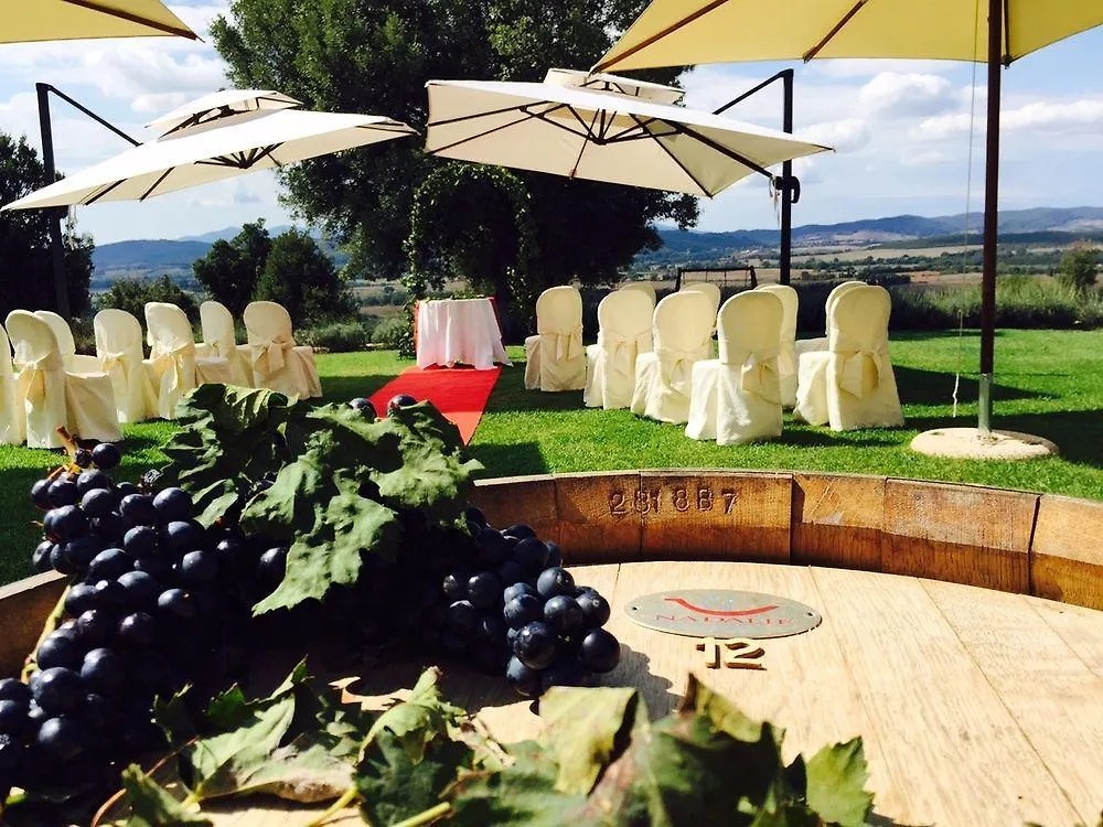 Agriturismo & Cantina Tenuta Casteani 3*, Ribolla Италия